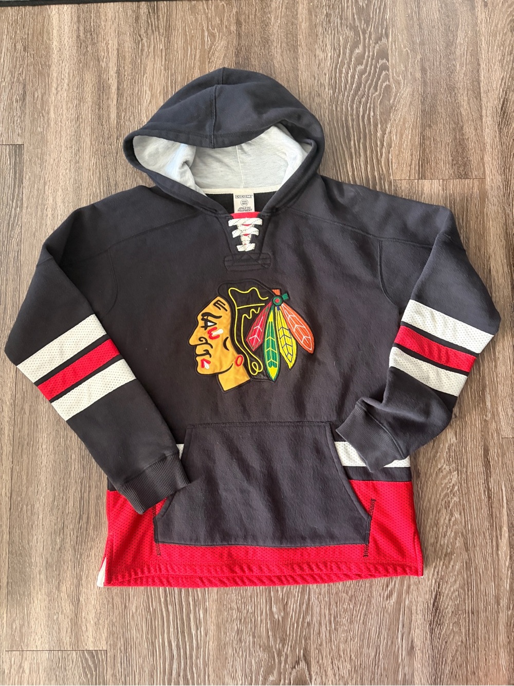 Boys Chicago Blackhawks Sweatshirt Large